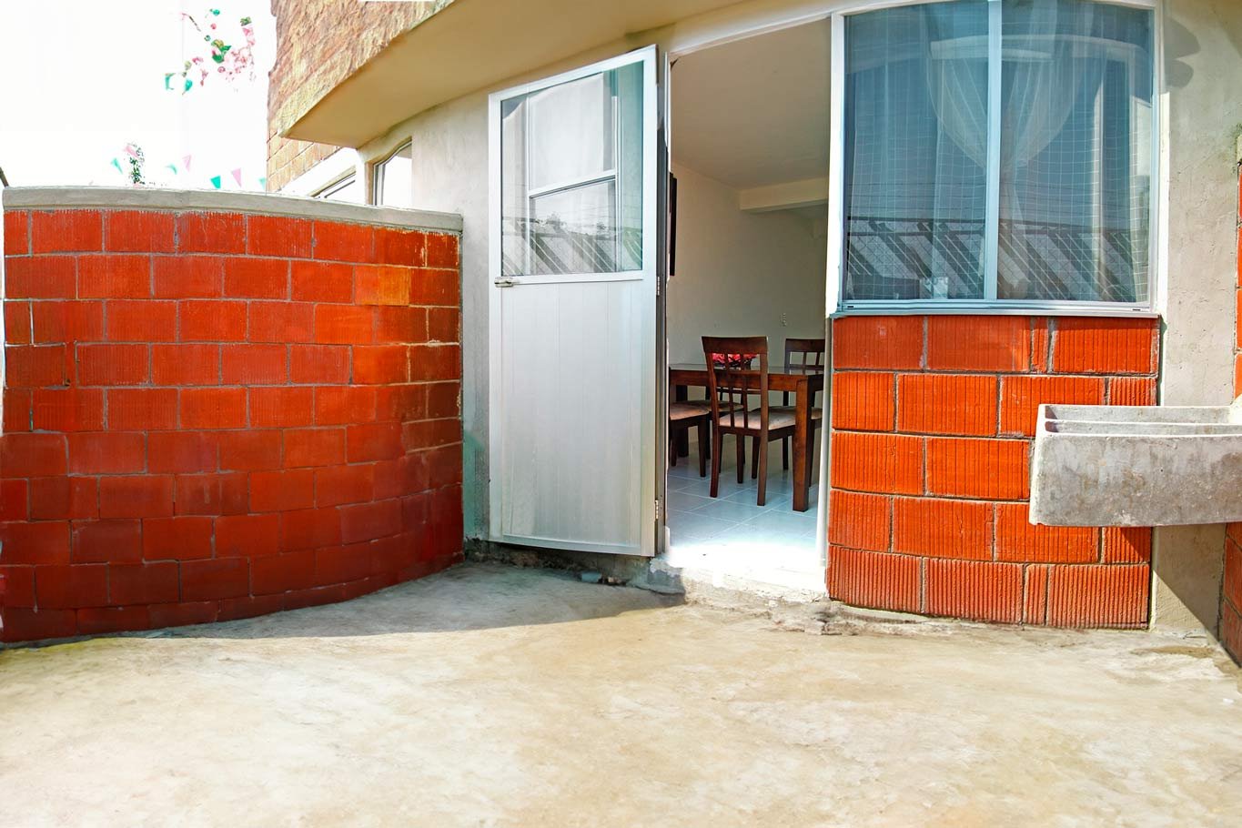 Vista del patio de servicio - Bulevares del Lago